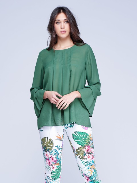 

NIZA Women Green Solid Top
