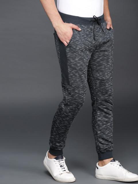 

WROGN Men Navy Regular Fit Solid Joggers, Navy blue
