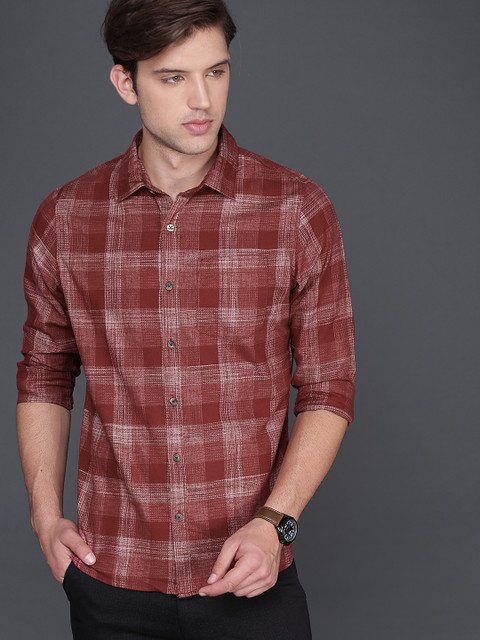 

WROGN Men Maroon Slim Fit Checked Casual Shirt