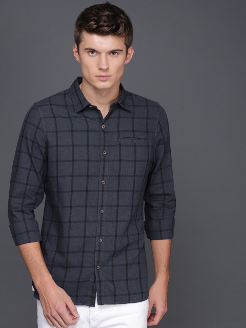 

WROGN Men Navy Blue & Black Slim Fit Checked Casual Shirt