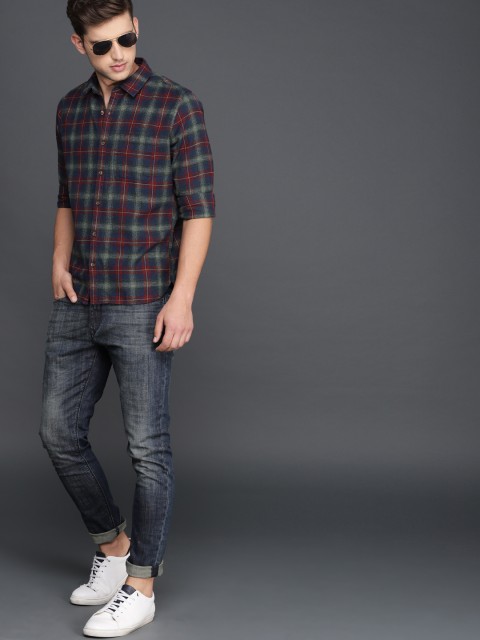 

WROGN Men Red & Blue Slim Fit Checked Casual Shirt