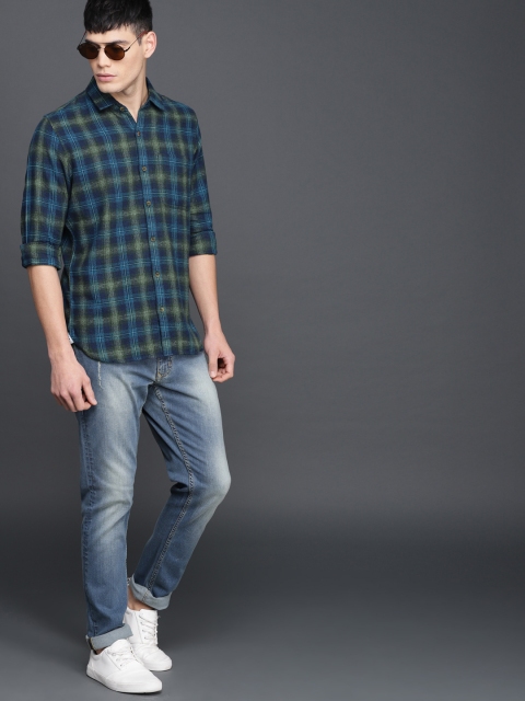 

WROGN Men Blue Slim Fit Checked Casual Shirt