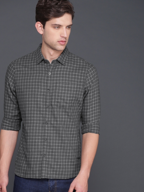 

WROGN Men Charcoal Slim Fit Checked Casual Shirt