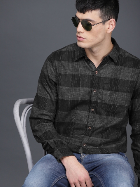 

WROGN Men Black Slim Fit Checked Casual Shirt