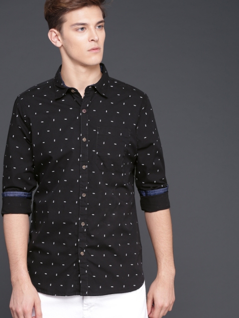 

WROGN Men Black Slim Fit Printed Casual Shirt