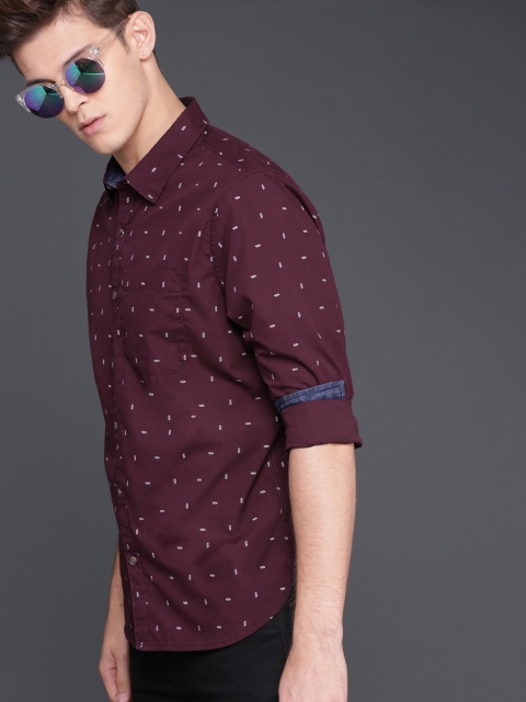 

WROGN Men Burgundy Slim Fit Printed Casual Shirt