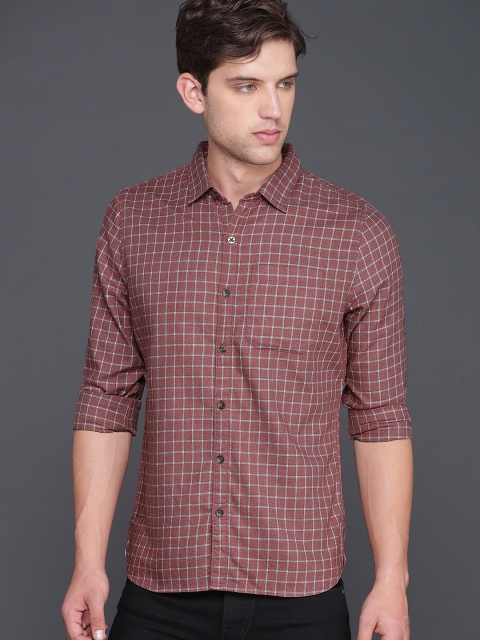 

WROGN Men Red & Rust Regular Fit Checked Casual Shirt