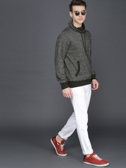 

WROGN Men Black Solid Sweatshirt