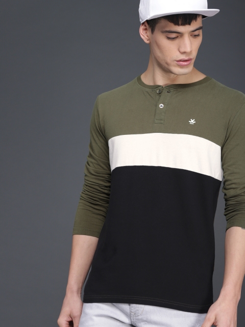 

WROGN Men Olive Green & Black Colourblocked Henley T-shirt