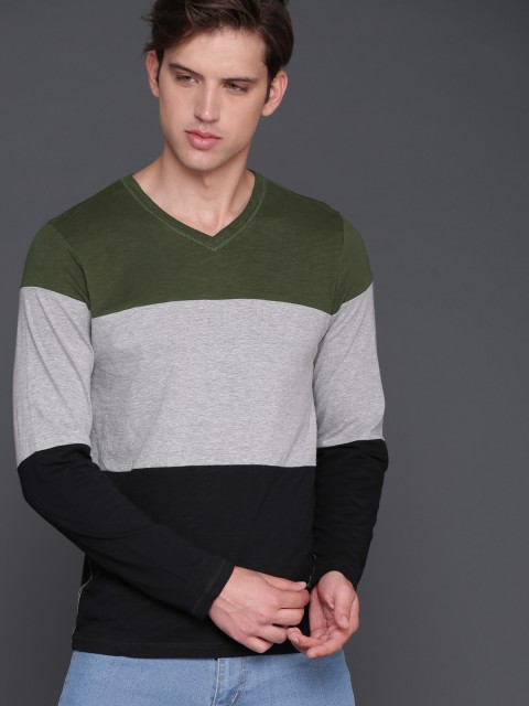 

WROGN Men Olive Green & Grey Melange Colourblocked Slim Fit V-Neck T-shirt