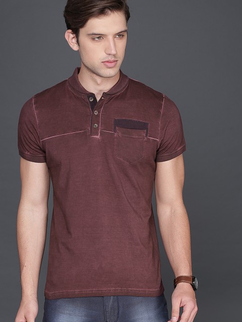 

WROGN Men Maroon Solid Polo Collar T-shirt