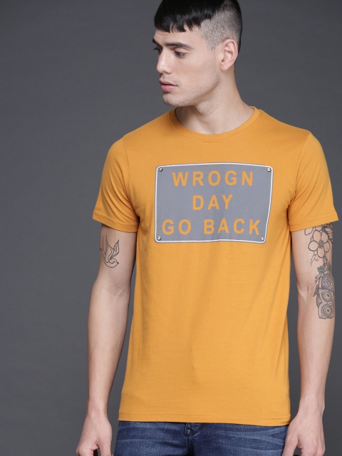 

WROGN Men Mustard Yellow Printed Round Neck T-shirt