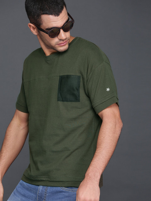 

WROGN Men Green Solid T-shirt