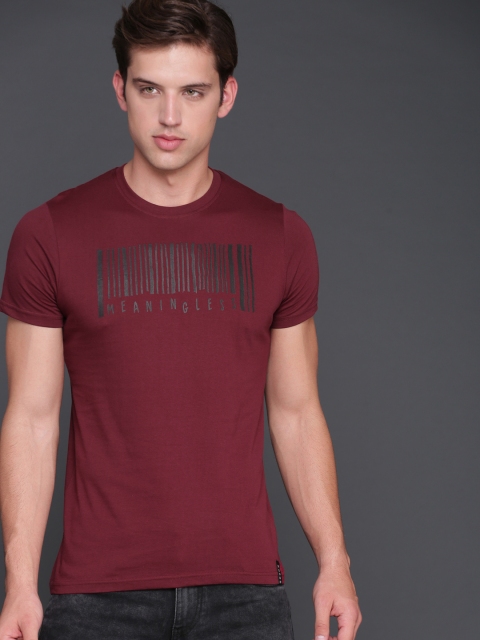

WROGN Men Maroon Slim Fit Printed Round Neck T-shirt
