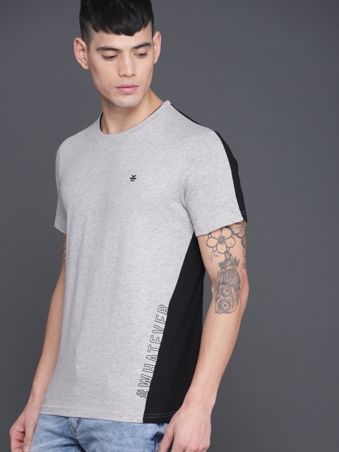 

WROGN Men Grey Melange & Black Slim Fit Colourblocked Round Neck T-shirt