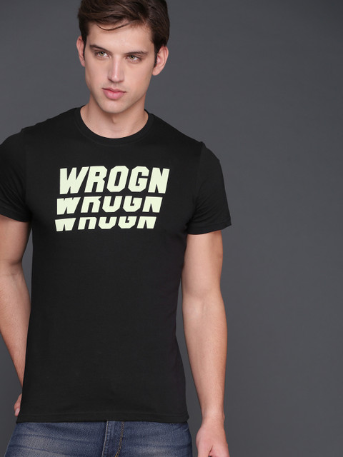 

WROGN Men Black Printed Slim Fit Round Neck T-shirt