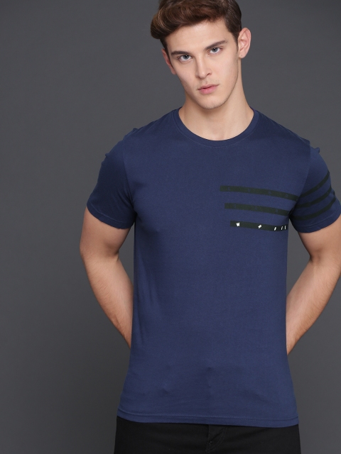 

WROGN Men Navy Blue Printed Round Neck T-shirt