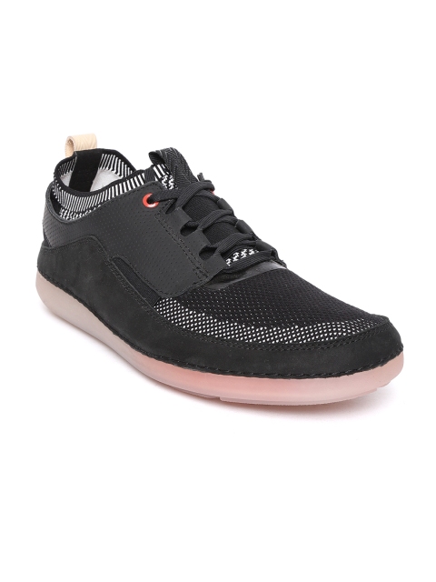 

Clarks Men Black Sneakers