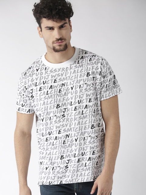 

Levis Men White & Black Printed Round Neck T-shirt