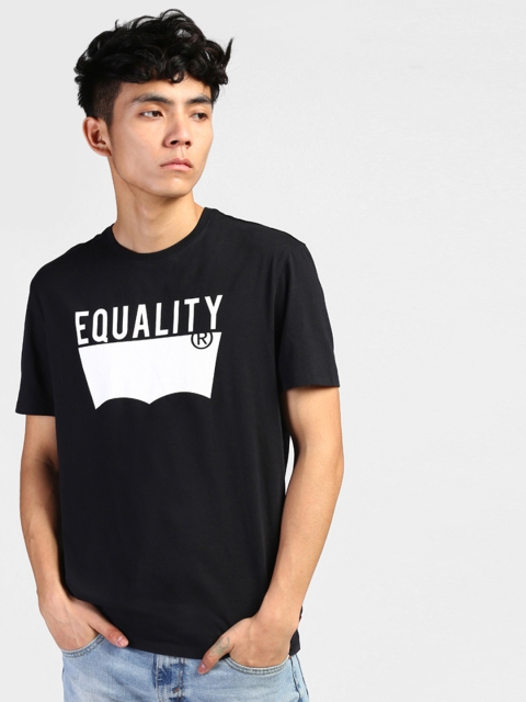 

Levis Men Black Printed Round Neck T-shirt