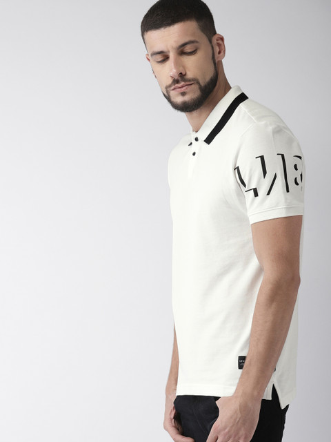 

Levis Men White Slim Fit Solid Polo Collar T-shirt