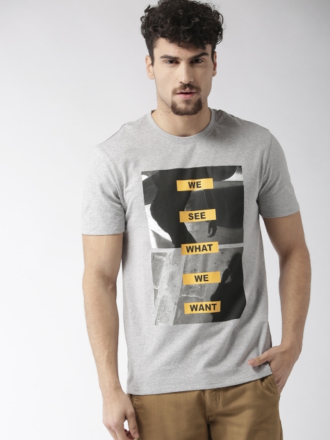 

Levis Men Grey Printed Round Neck T-shirt