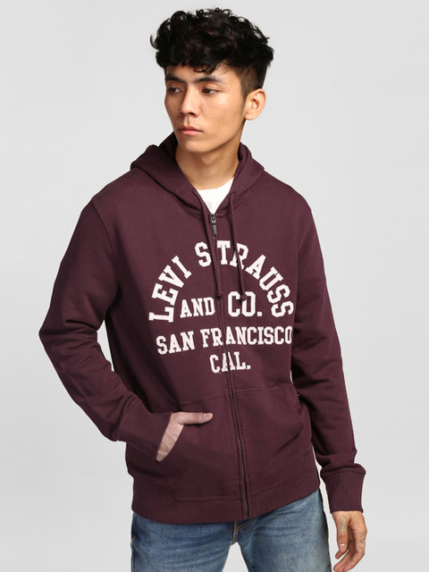 

Levis Men Burgundy & Off-White Printed Hooded Sweatshirt