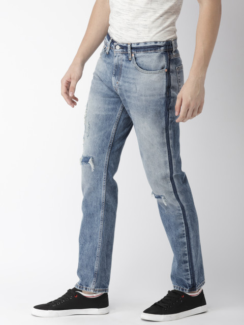 

Levis Men Blue Slim Fit Low-Rise Mildly Distressed Stretchable Jeans 511