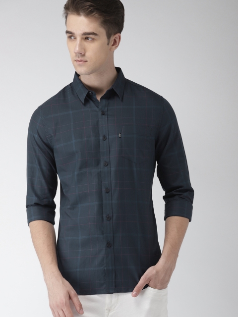 

Levis Men Navy & Red Slim Fit Checked Casual Shirt, Navy blue