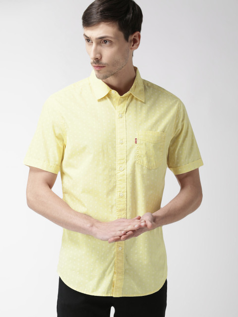 

Levis Men Yellow Slim Fit Printed Casual Shirt