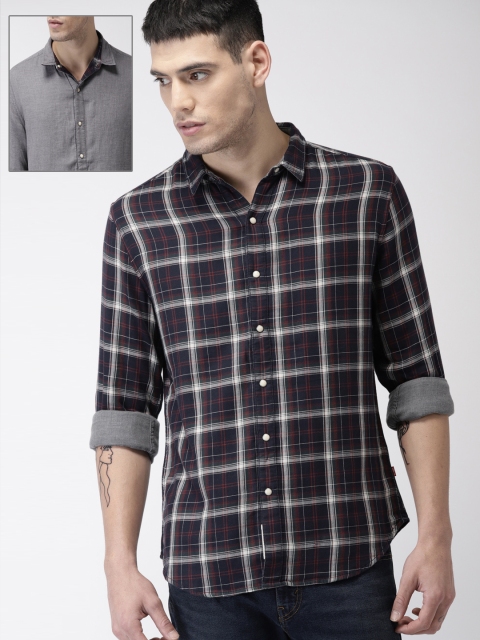 

Levis Men Navy Blue & Red Slim Fit Checked Reversible Casual Shirt