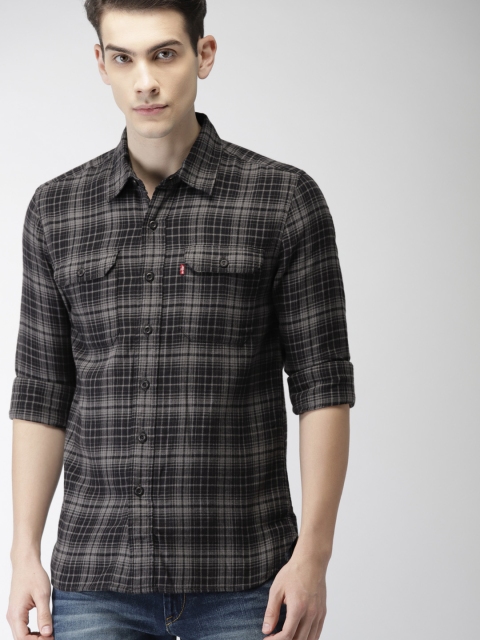 

Levis Men Black & Grey Slim Fit Checked Casual Shirt