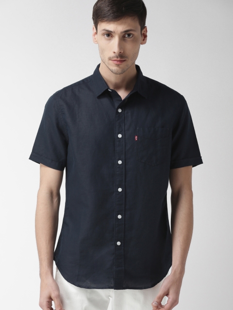 

Levis Men Navy Blue Slim Fit Solid Casual Shirt