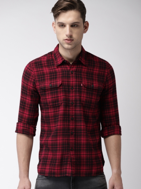 

Levis Men Red & Black Slim Fit Checked Casual Shirt