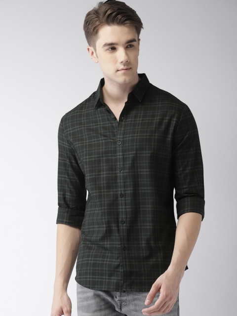 

Levis Men Black & Grey Slim Fit Checked Casual Shirt