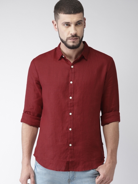 

Levis Men Maroon Linen Slim Fit Solid Casual Shirt