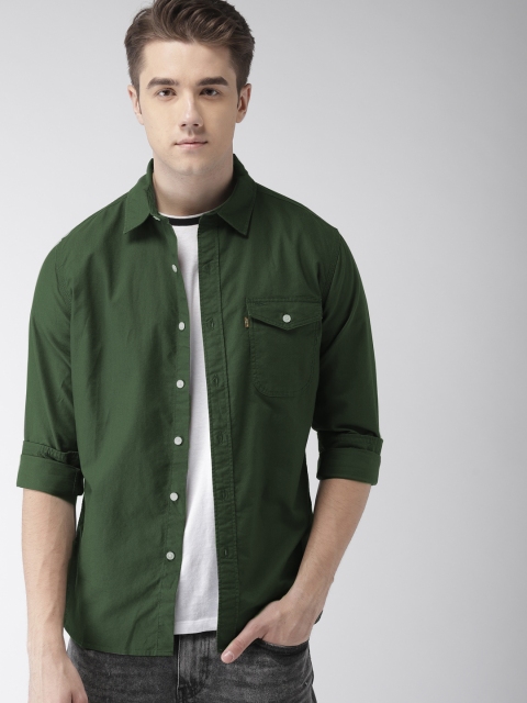 

Levis Men Green Slim Fit Solid Casual Shirt