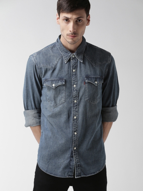 

Levis Men Blue Faded Chambray Shirt