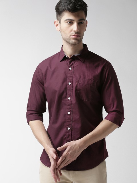 

Levis Men Maroon Trim Slim Fit Solid Casual Shirt