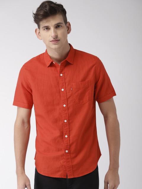 

Levis Men Orange Slim Fit Solid Casual Shirt