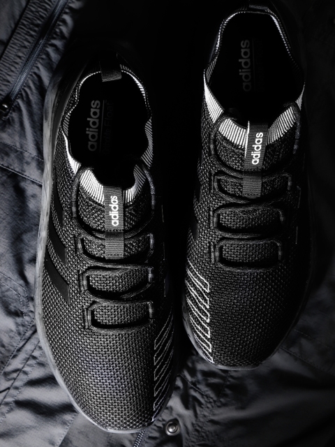 

ADIDAS Men Black Running Shoes