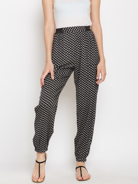 

Oxolloxo Women Black & White Printed Trousers