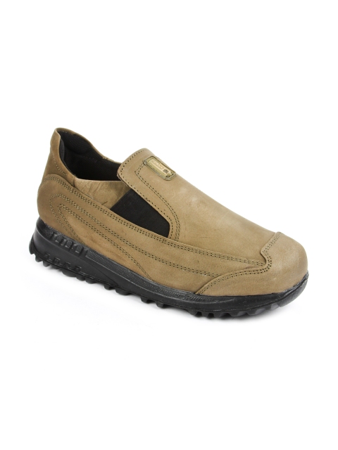 

Force 10 Men Beige Leather Slip-On Sneakers