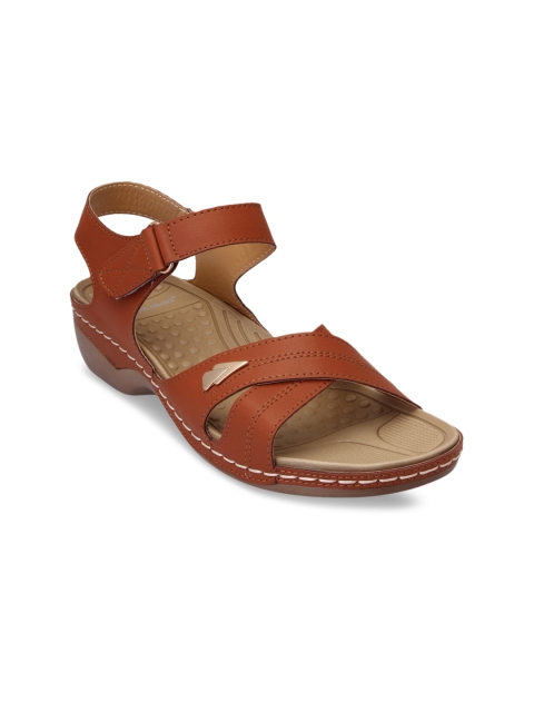 

pelle albero Women Brown Solid Sandals