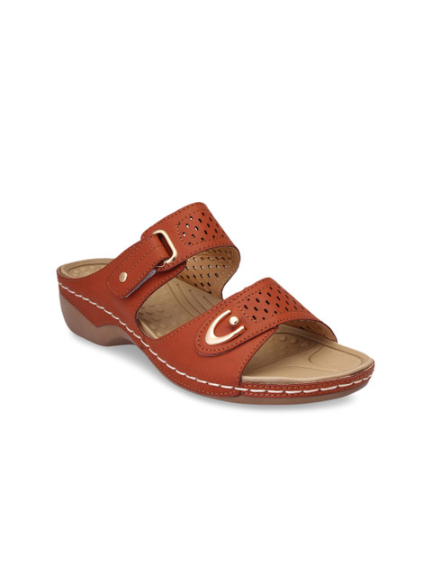

pelle albero Women Brown Solid Sandals