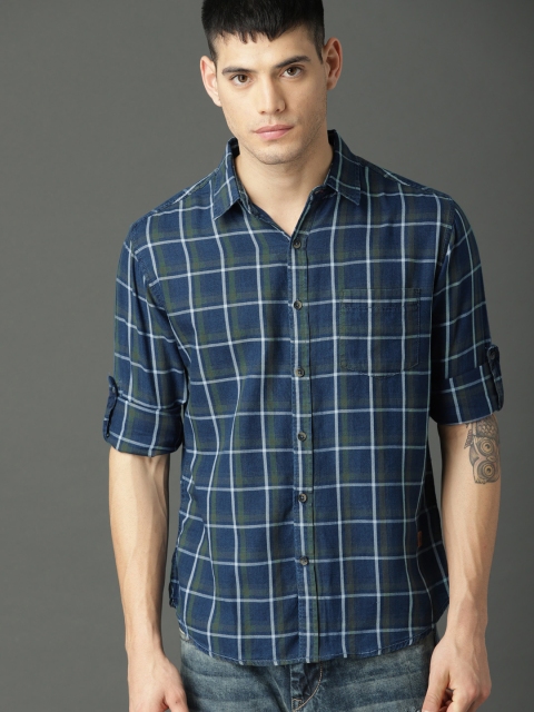 

Roadster Men Blue & Olive Green Regular Fit Checked Casual Shirt