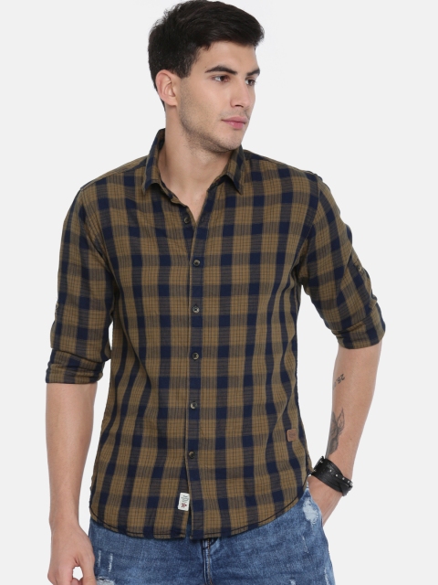 

Roadster Men Khaki & Navy Blue Regular Fit Checked Casual Shirt