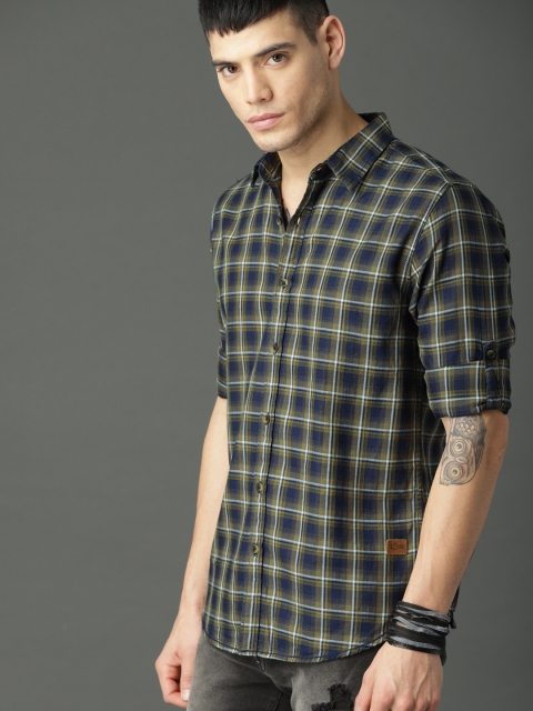 

Roadster Men Navy & Olive Green Regular Fit Checked Casual Shirt, Navy blue