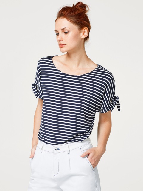 

ESPRIT Women Navy Blue & White Striped Top