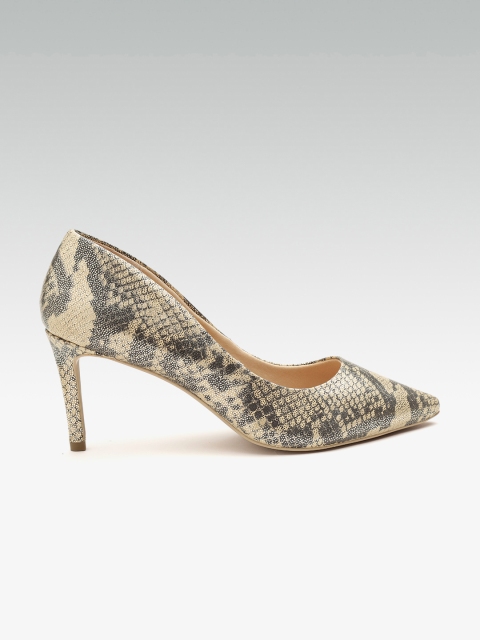 

Carlton London Women Grey & Gold-Toned Snakeskin Print Pumps